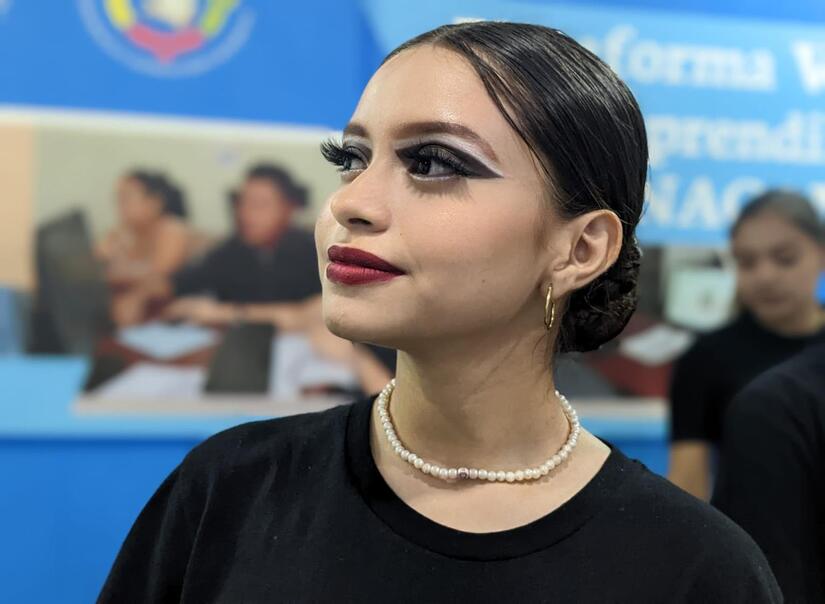 MAQUILLAJE
