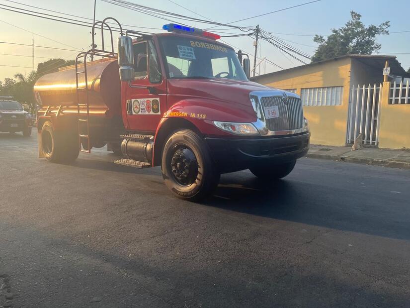 BOMBEROS