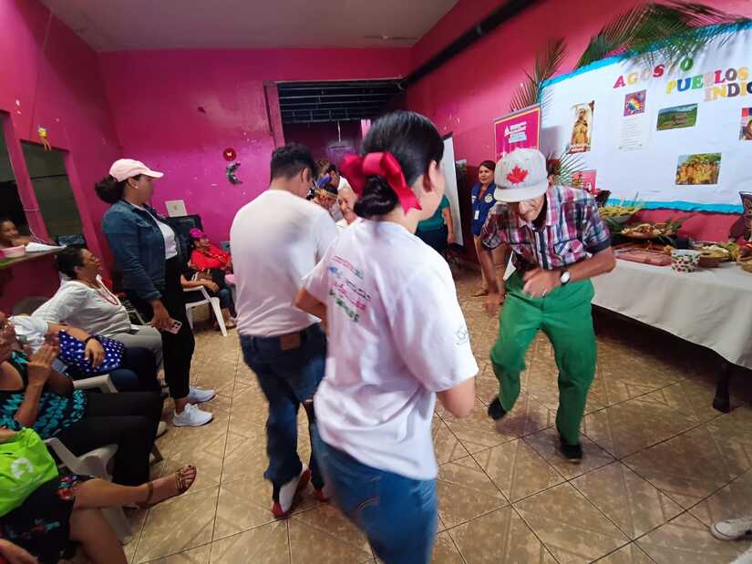ADULTOS