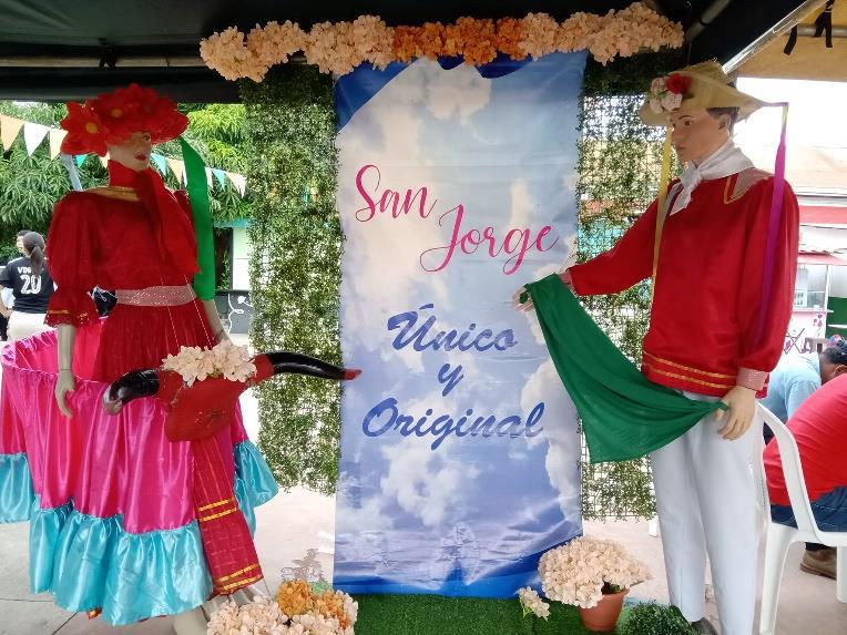 TRAJE