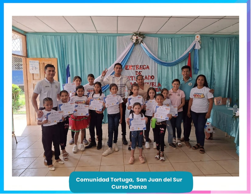 GALERIA-FOTOGRAFICA-ESCUELAS-DE-ARTES-EN-EL-CAMPO-_page-0009