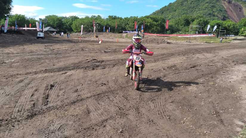 MOTO-(11)