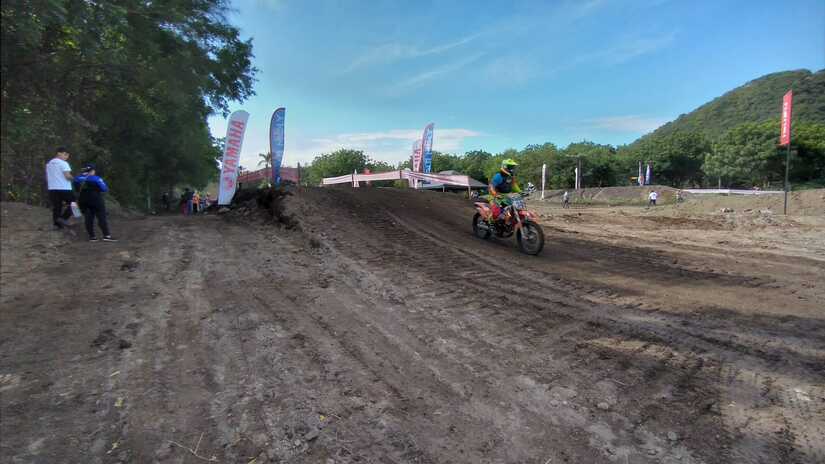 MOTO-(5)