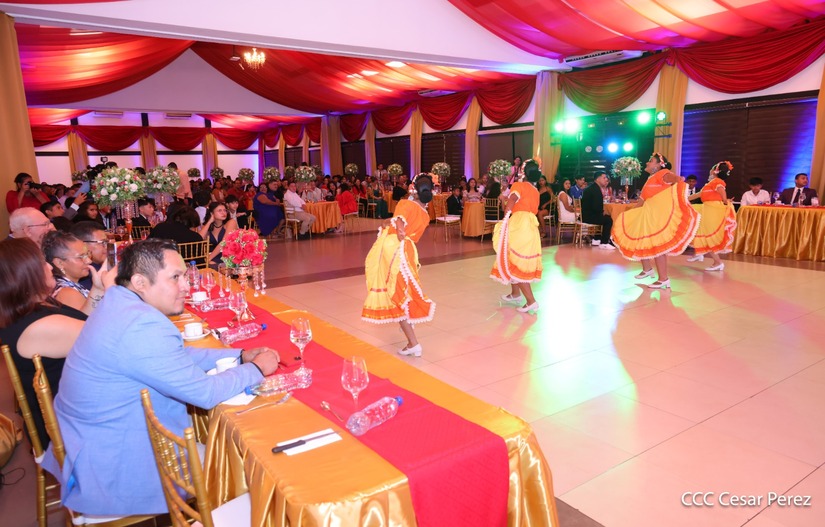 GALA-(10)