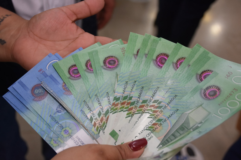 PAGO
