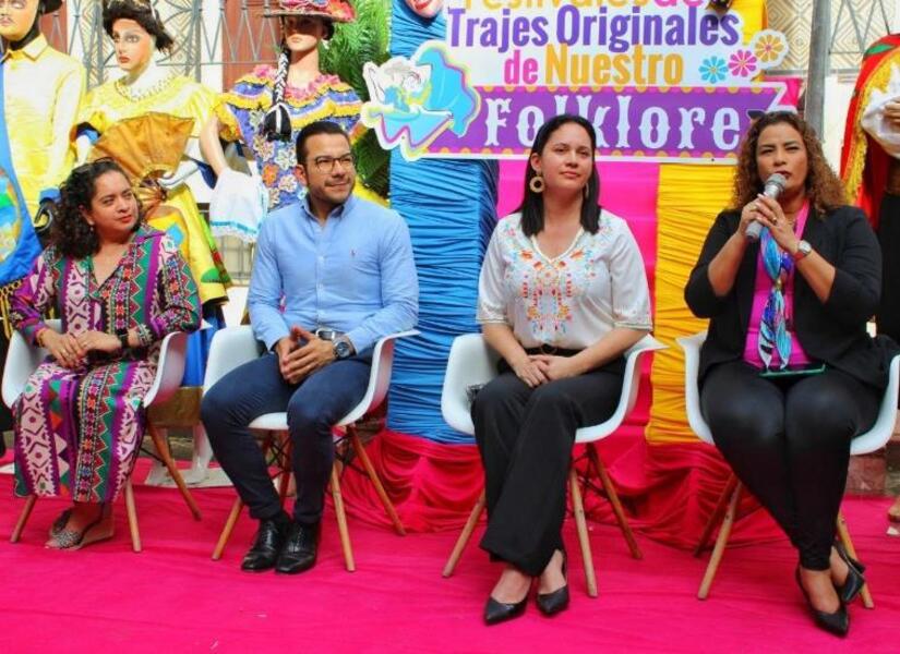 traje