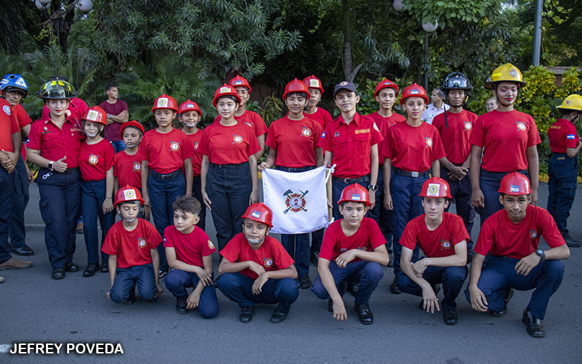 BOMBEROS