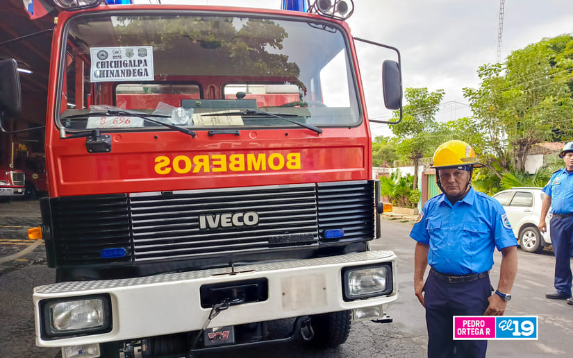 BOMBEROS