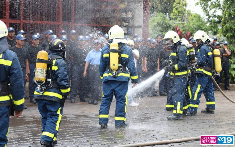 demostracion-bomberos-3