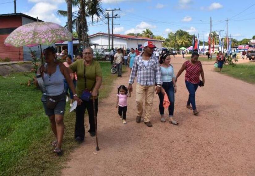 FERIA-(3)