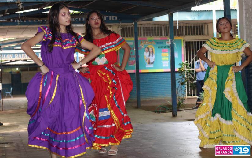 exposicion-comidastipicas-10