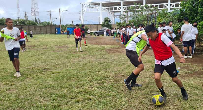 FUT2