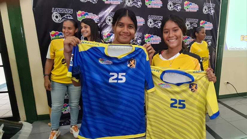 UNIFORMES