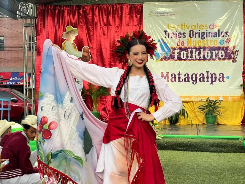 TRAJES-(12)