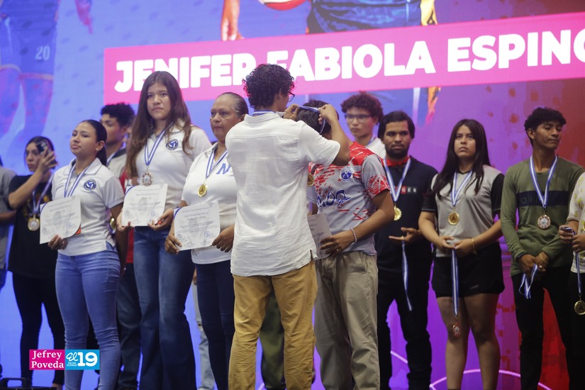 ATLETAS8