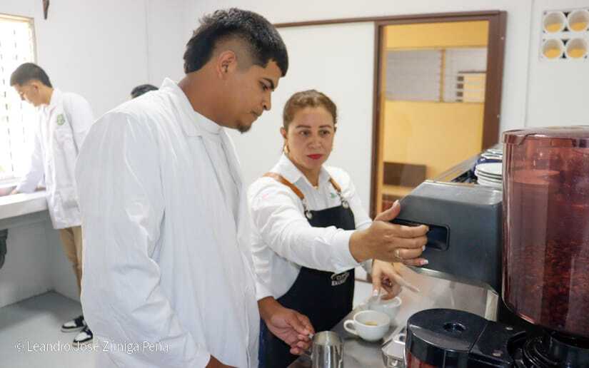 Centro-Universitario-Padre-Camilo-Torres-Restrepo-99