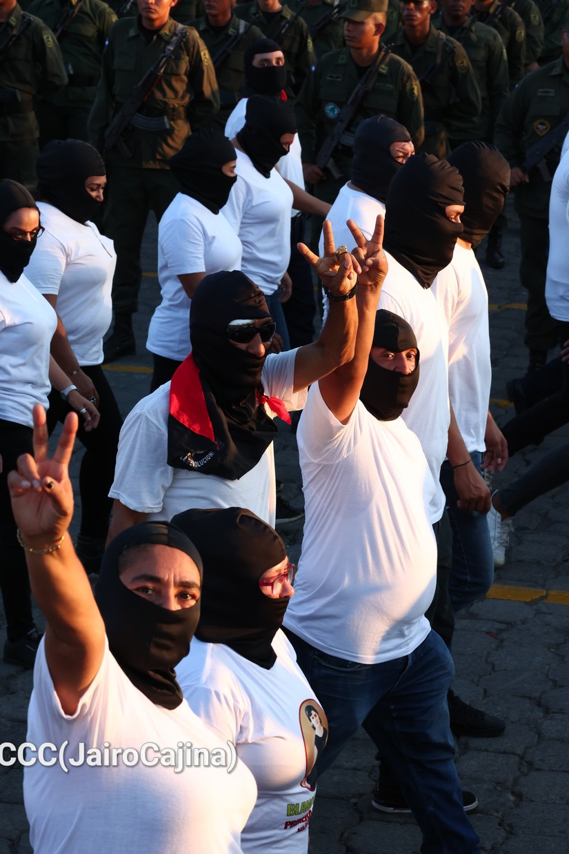 Acto-del-Dia-de-los-Trabajadores-y-Tomas-39