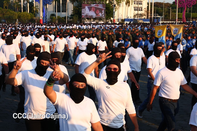 Acto-del-Dia-de-los-Trabajadores-y-Tomas-47