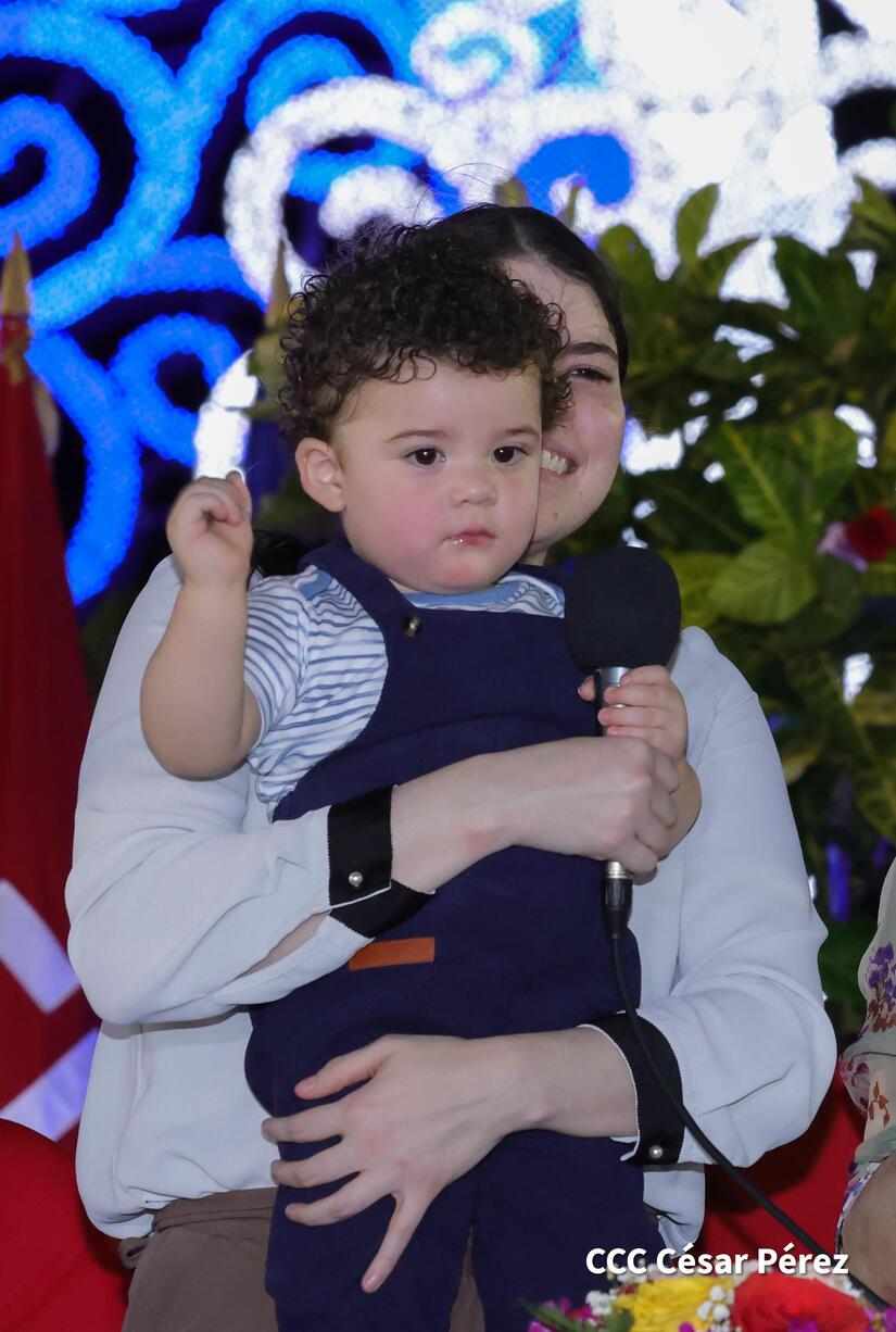 Acto-del-Dia-de-los-Trabajadores-y-Tomas-62