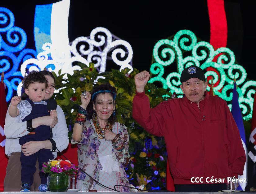 Acto-del-Dia-de-los-Trabajadores-y-Tomas-63