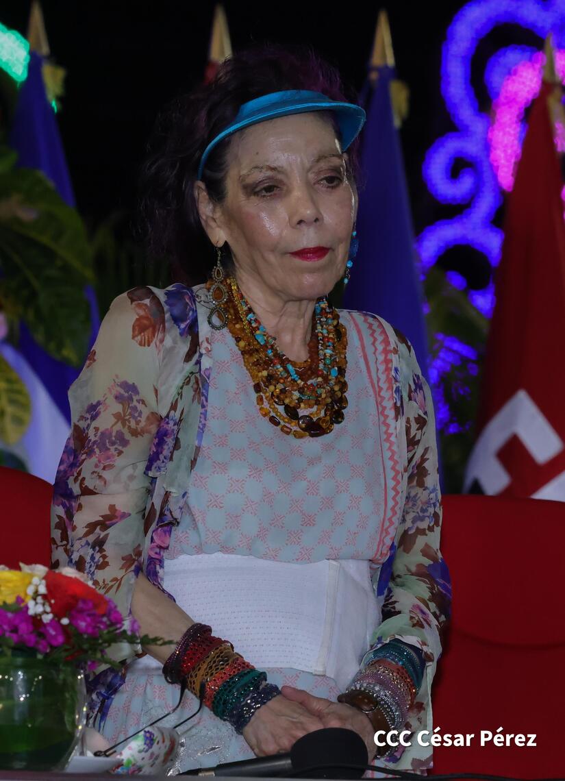 Acto-del-Dia-de-los-Trabajadores-y-Tomas-71