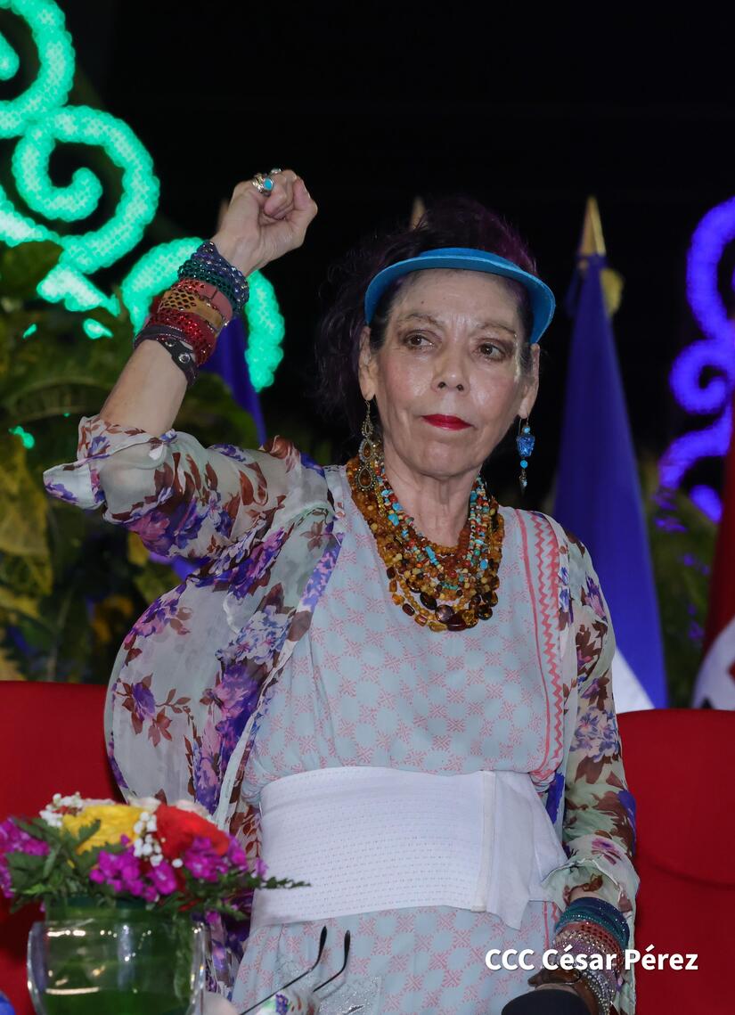 Acto-del-Dia-de-los-Trabajadores-y-Tomas-75