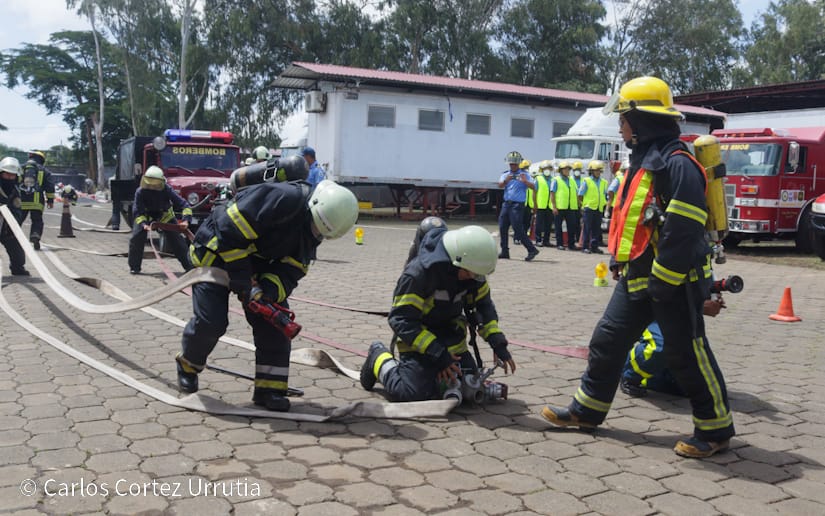 BOMBEROS-10