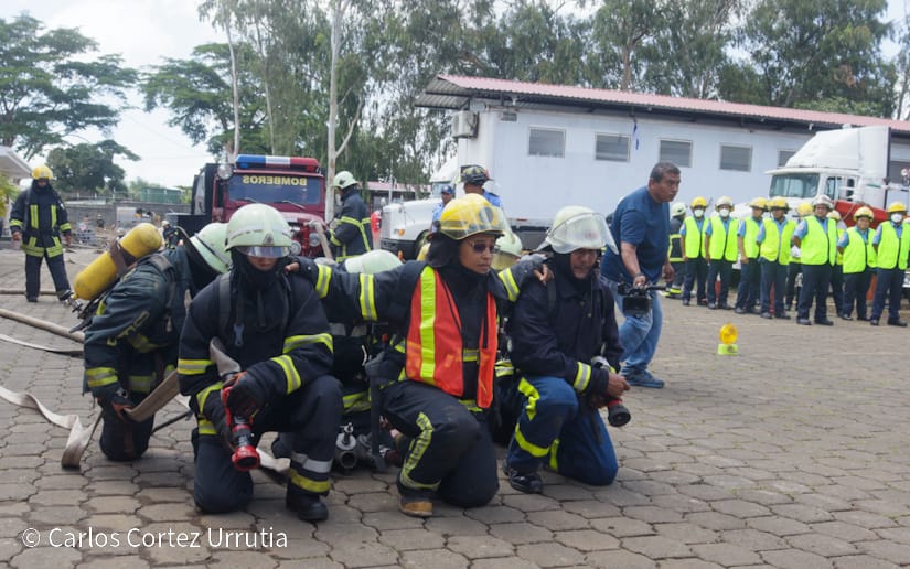 BOMBEROS-12