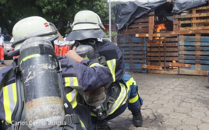 BOMBEROS-13