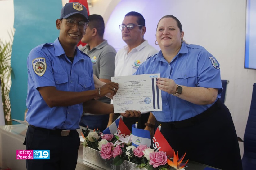 BOMBEROS16