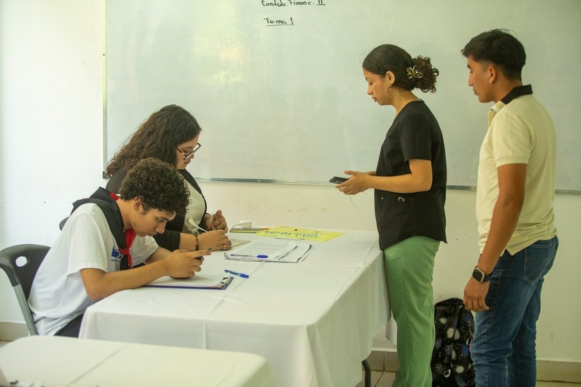 BECAS4
