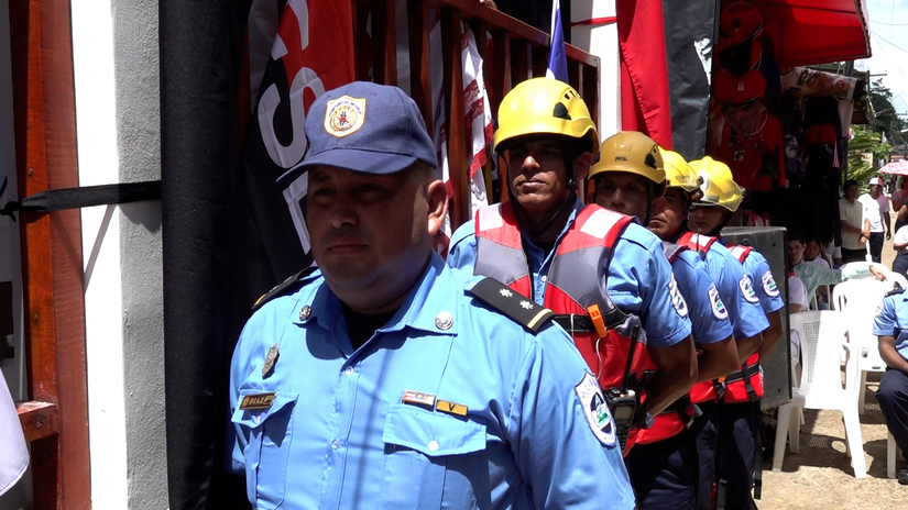 BOMBEROS16