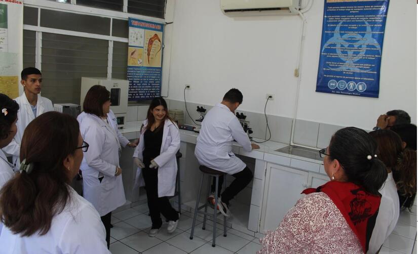 LABORATORIO4