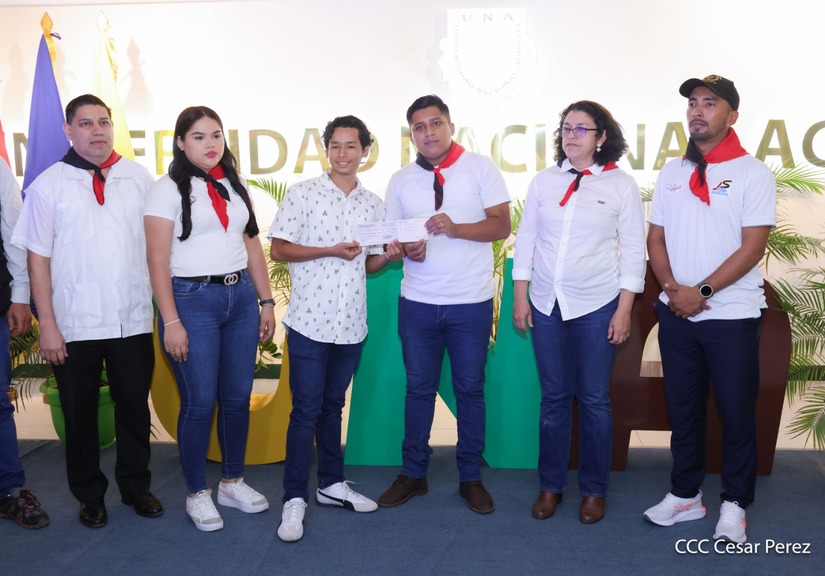 BECAS9