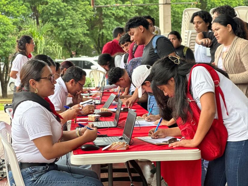 BECAS9