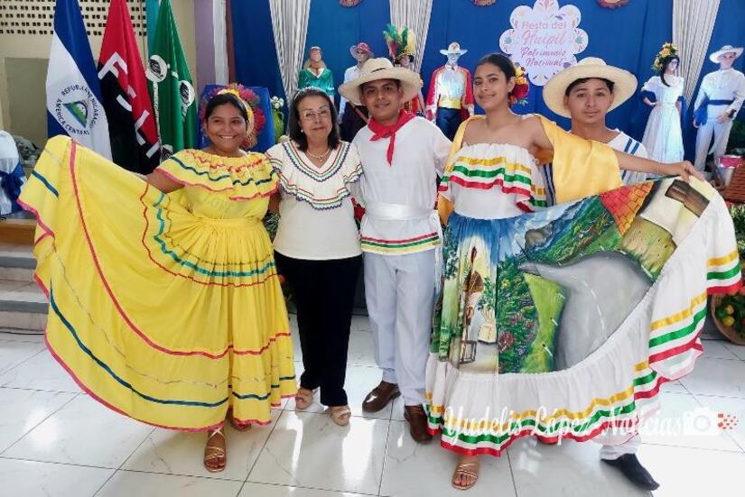 HUIPIL15