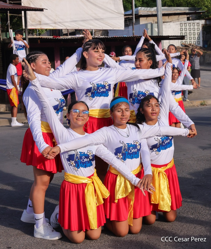 Desfile-Escolar--(14)