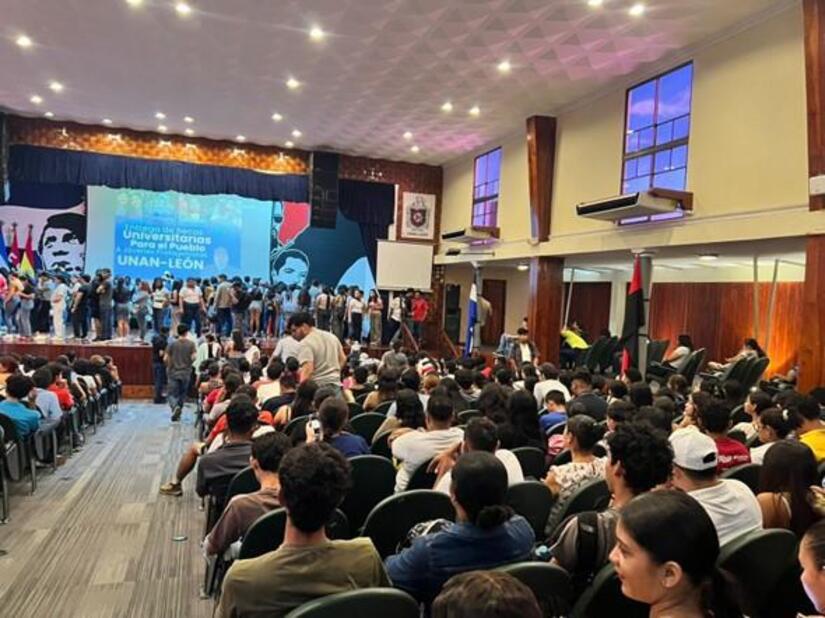 Becas-Universitarias-7