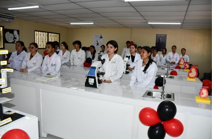 Universidad-Pueblo-Presidente--(4)