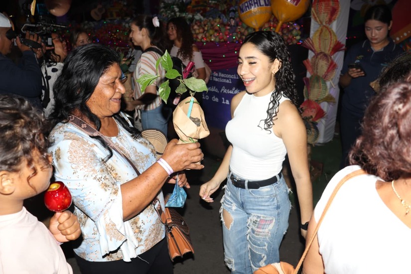 Un-Madrono-para-mi-Griteria--(6)