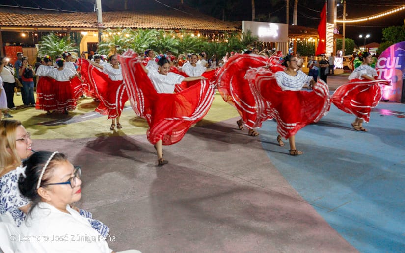 Salvador-Allende--(2)