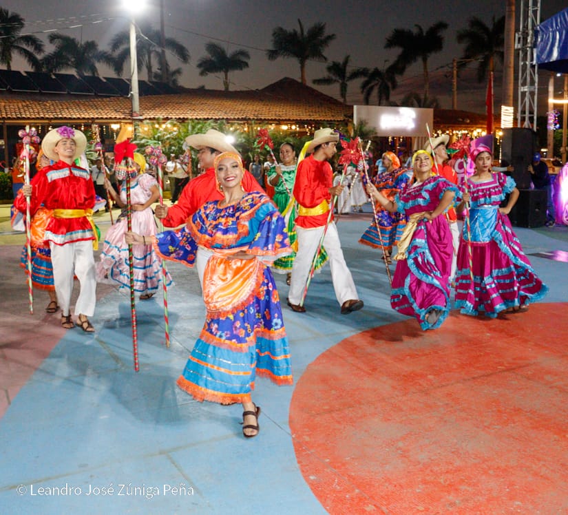 Salvador-Allende--(25)