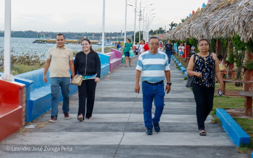 Salvador-Allende--(12)