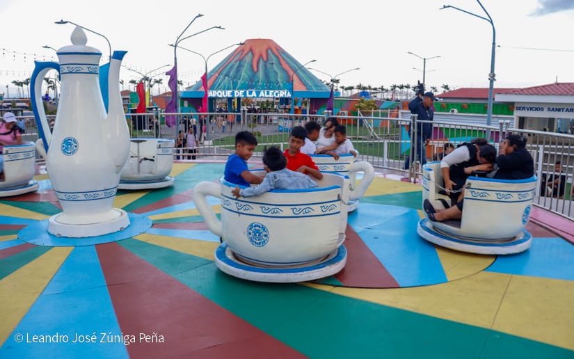 Salvador-Allende--(24)