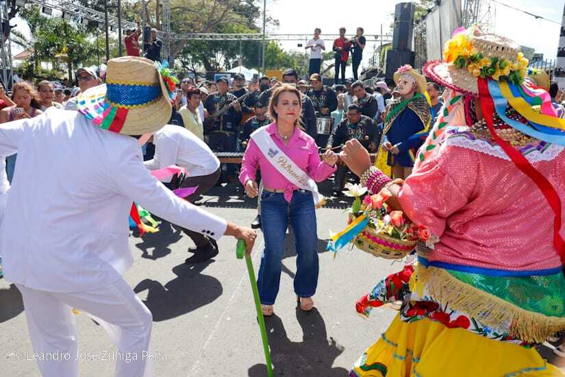 TRADICIONAL-PICADILLO-DE-DIRIAMBA14