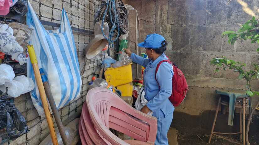 FUMIGACION-BARRIO-WALTER-FERRETI4