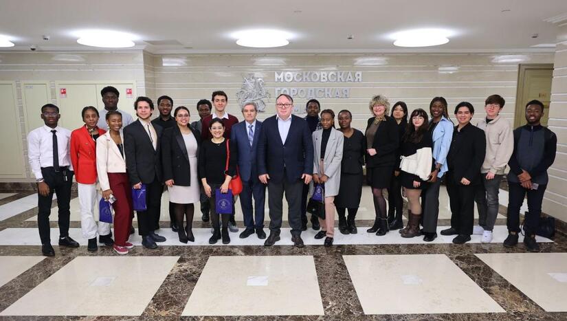 ESTUDIANTES-EN-INTERCAMBIO-EN-RUSIA1