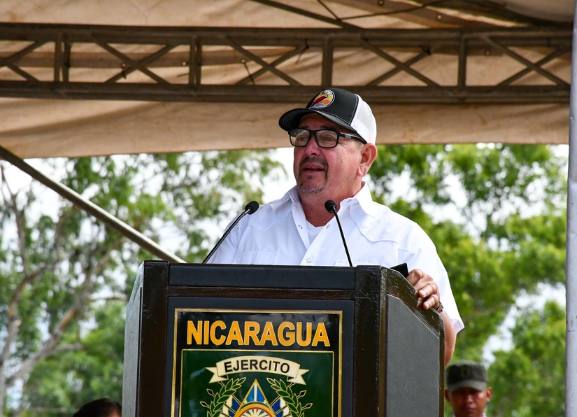 ENTREGA-DE-TACTICA-MILITAR2