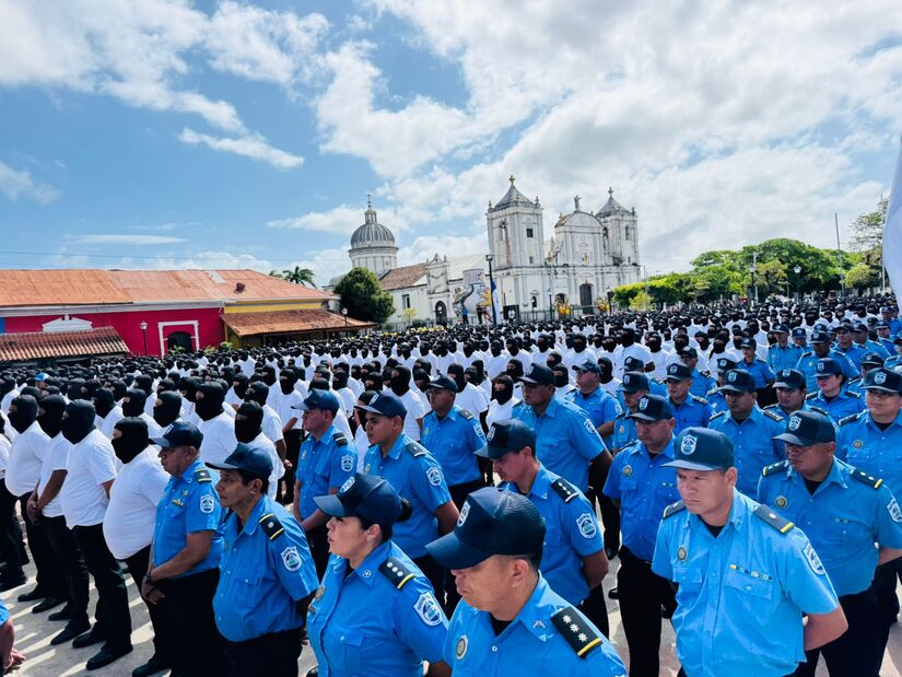 PV-13POLICIA-VOLUNTARIA-EN-RIVAS-