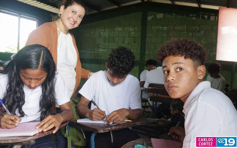 SECUNDARIA-A-DISTANCIA-EN-EL-CAMPO-33